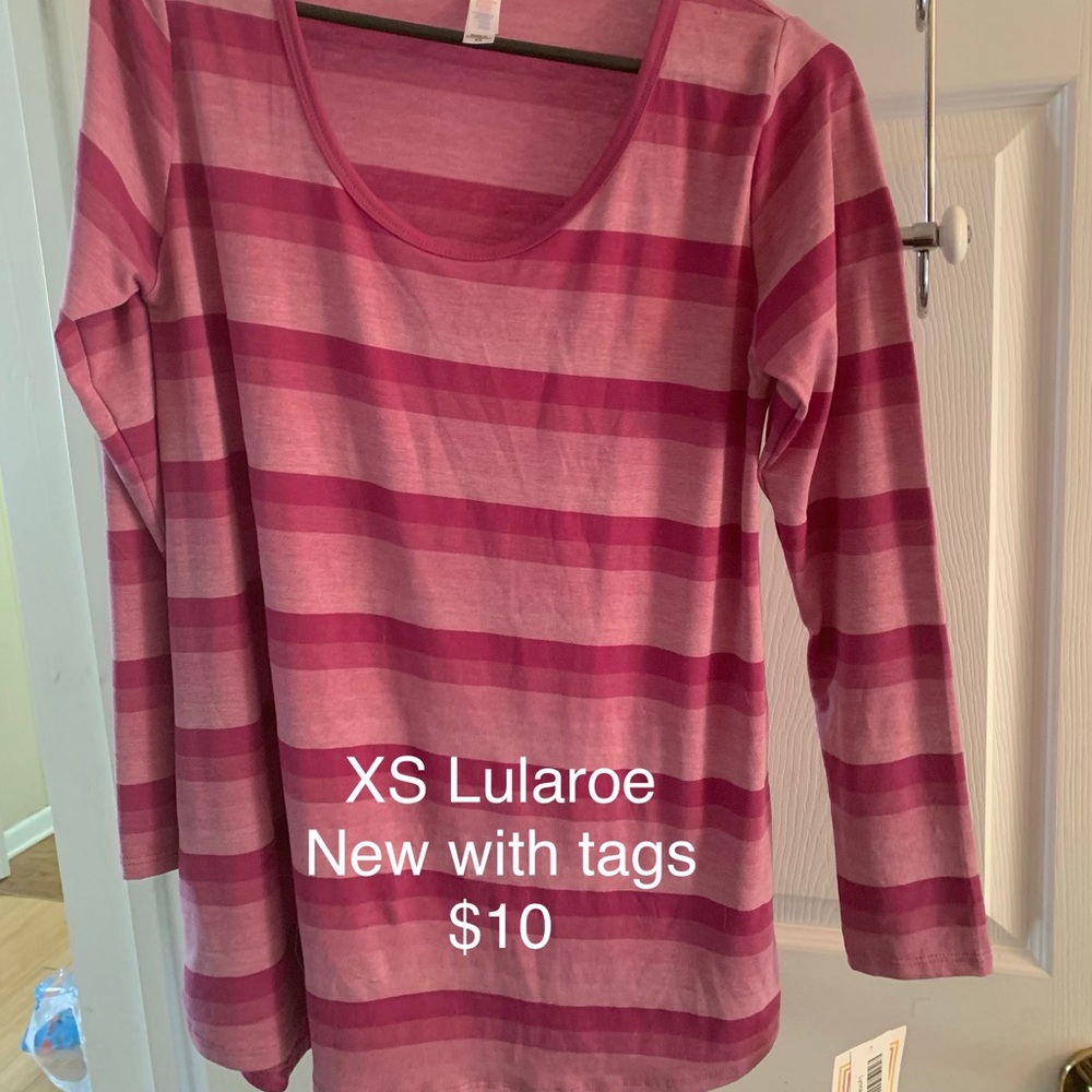 Lularoe XS shirt - Picture 1 of 1